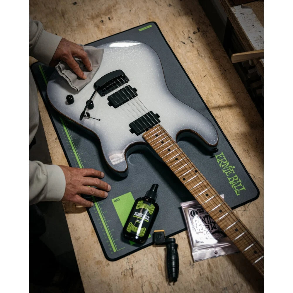 Superficie de mantención de Instrumentos Ernie Ball Techmat